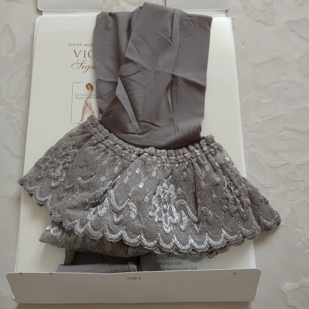 Victoria's Secret Signature Gold Collection Grey Medium Stockings
